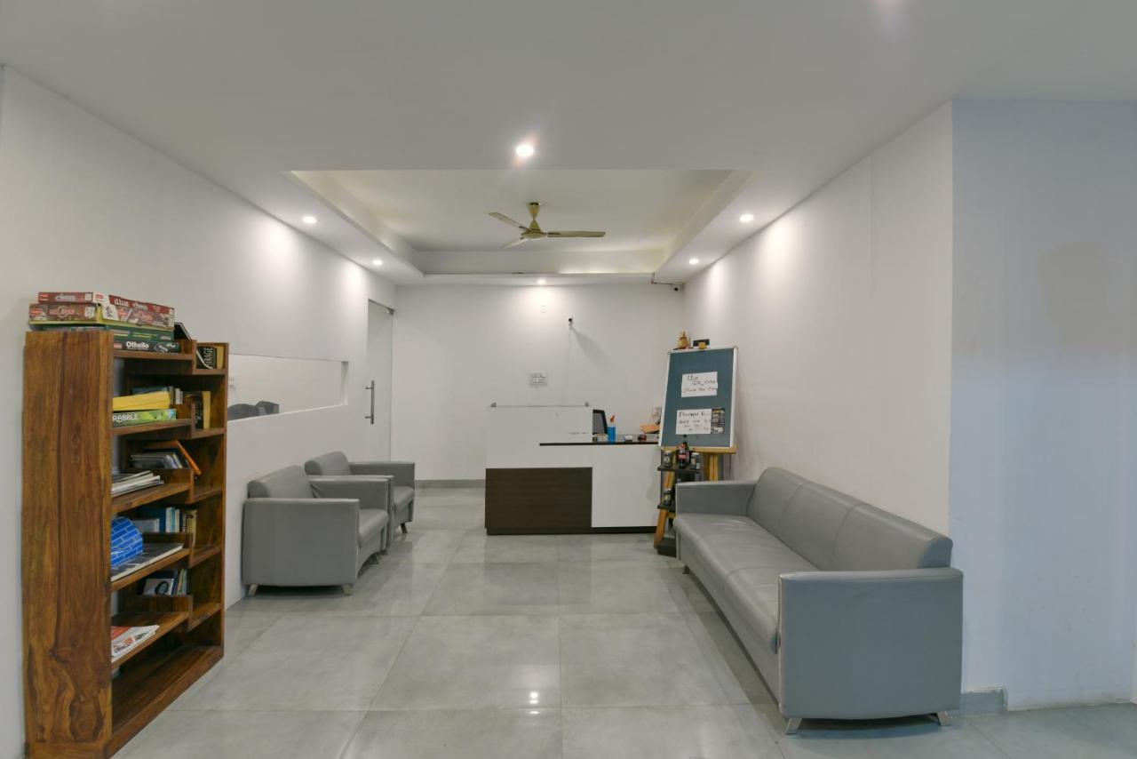 Hotel Fortune Inn By F9 Hotels Noida Exteriör bild
