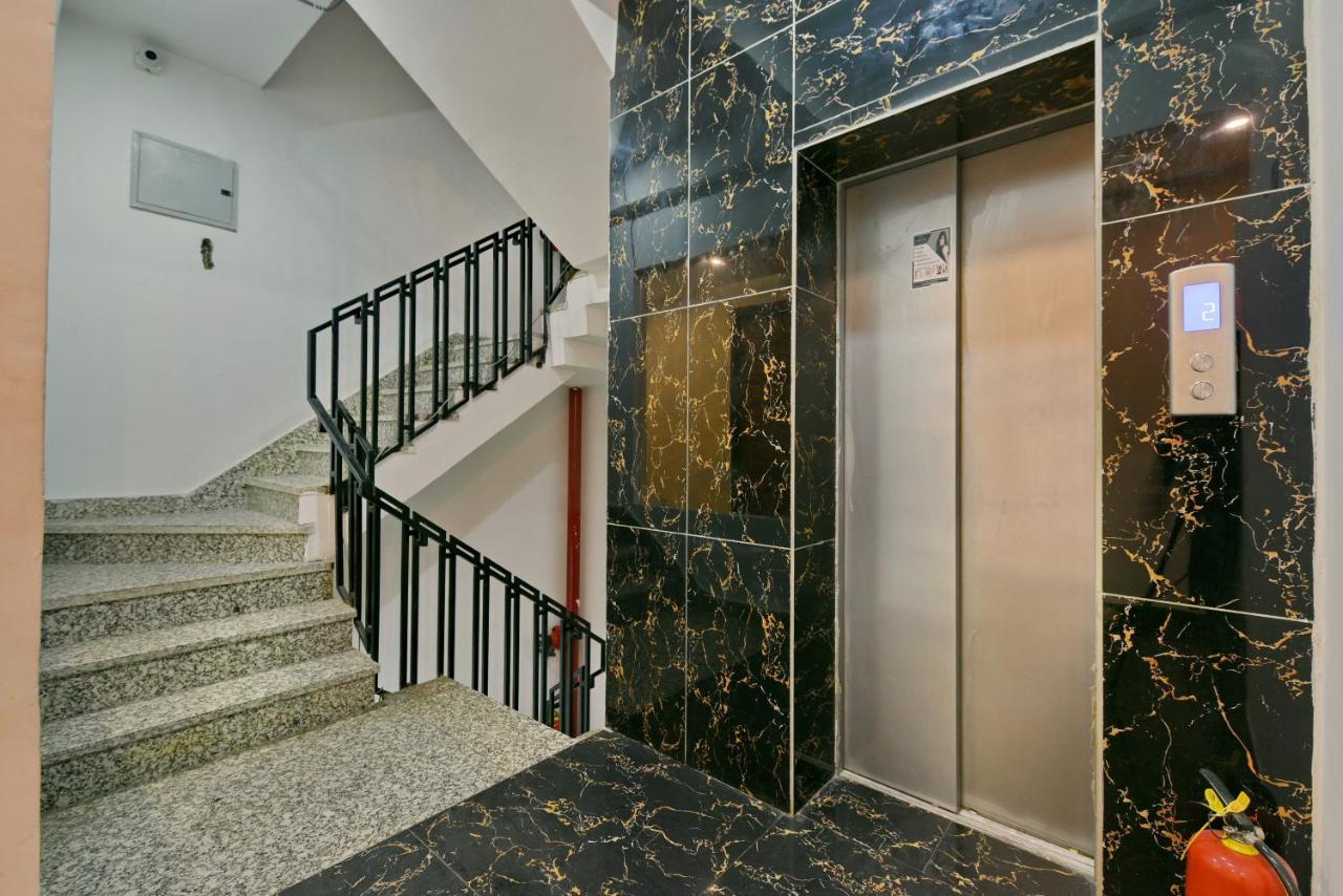 Hotel Fortune Inn By F9 Hotels Noida Exteriör bild