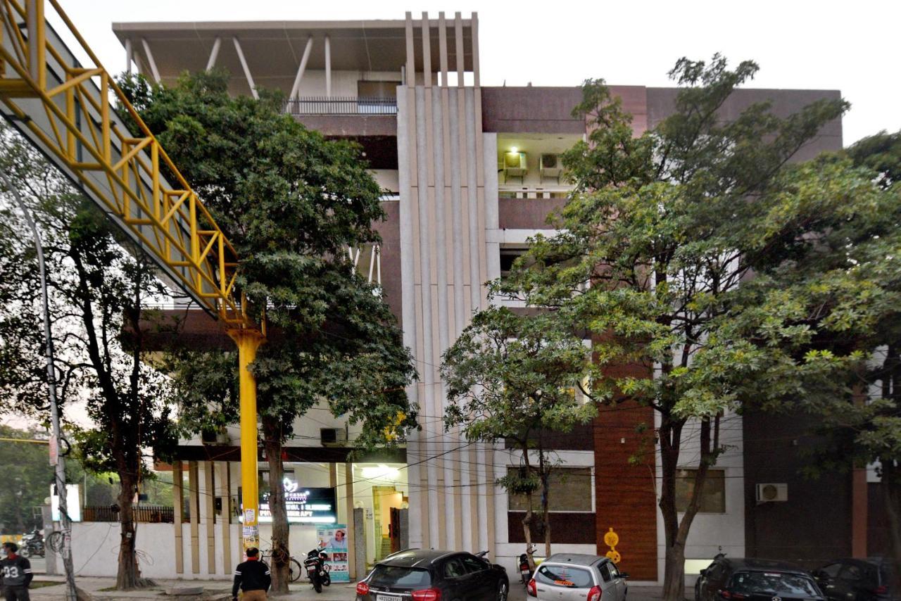 Hotel Fortune Inn By F9 Hotels Noida Exteriör bild